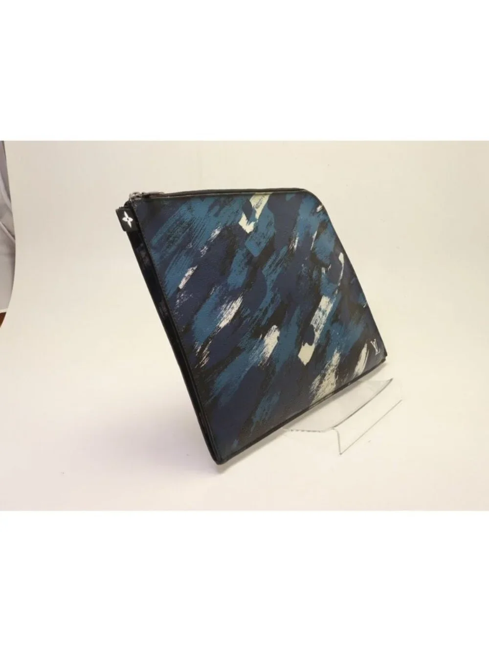 Louis Vuitton Pochette Jules GM Camouflage